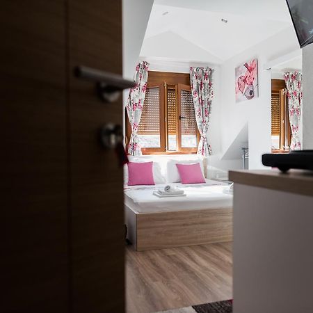 Minela Studios Mostar Bagian luar foto